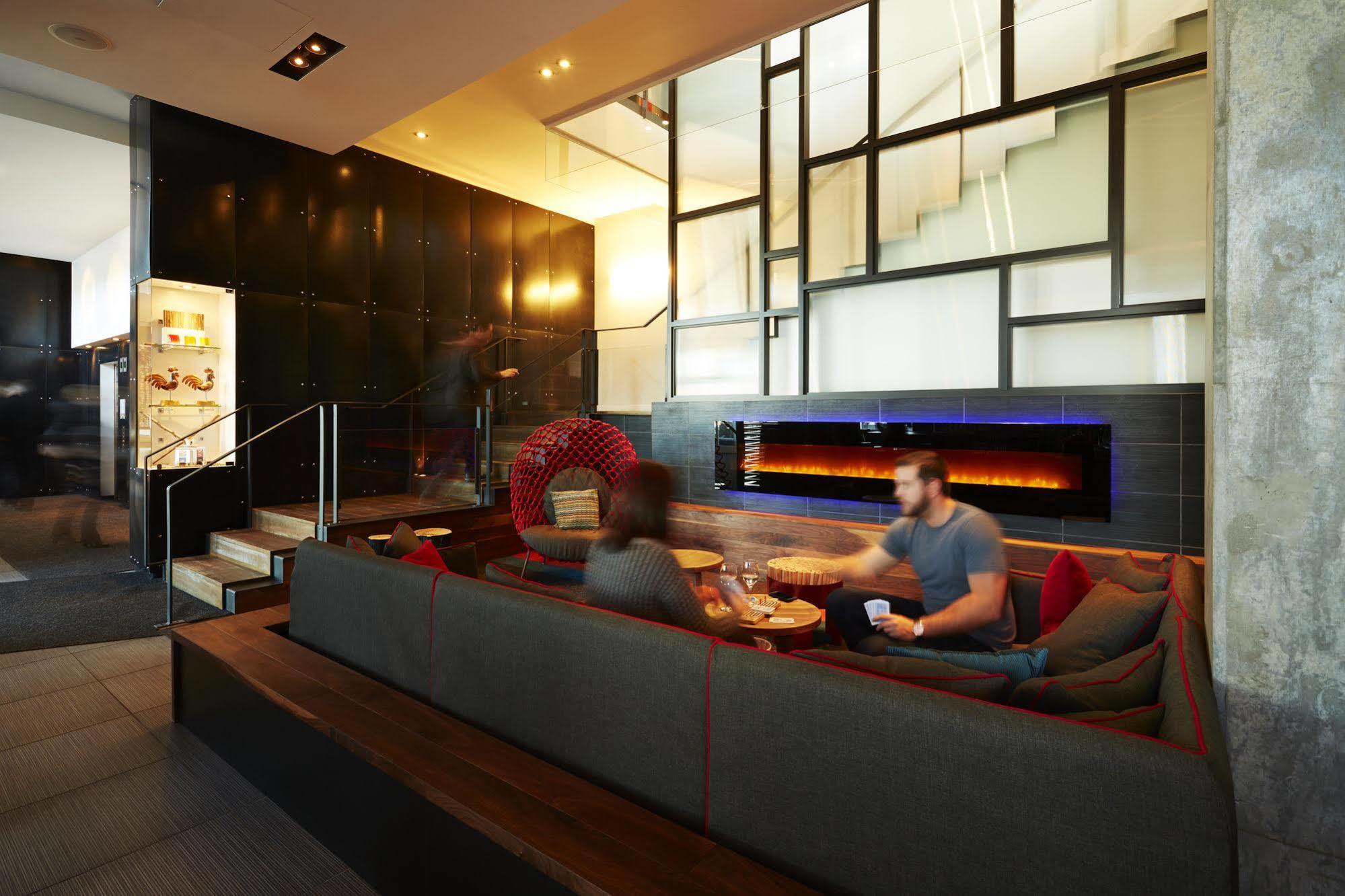 Hotel Alt Quartier Dix30 Brossard Buitenkant foto